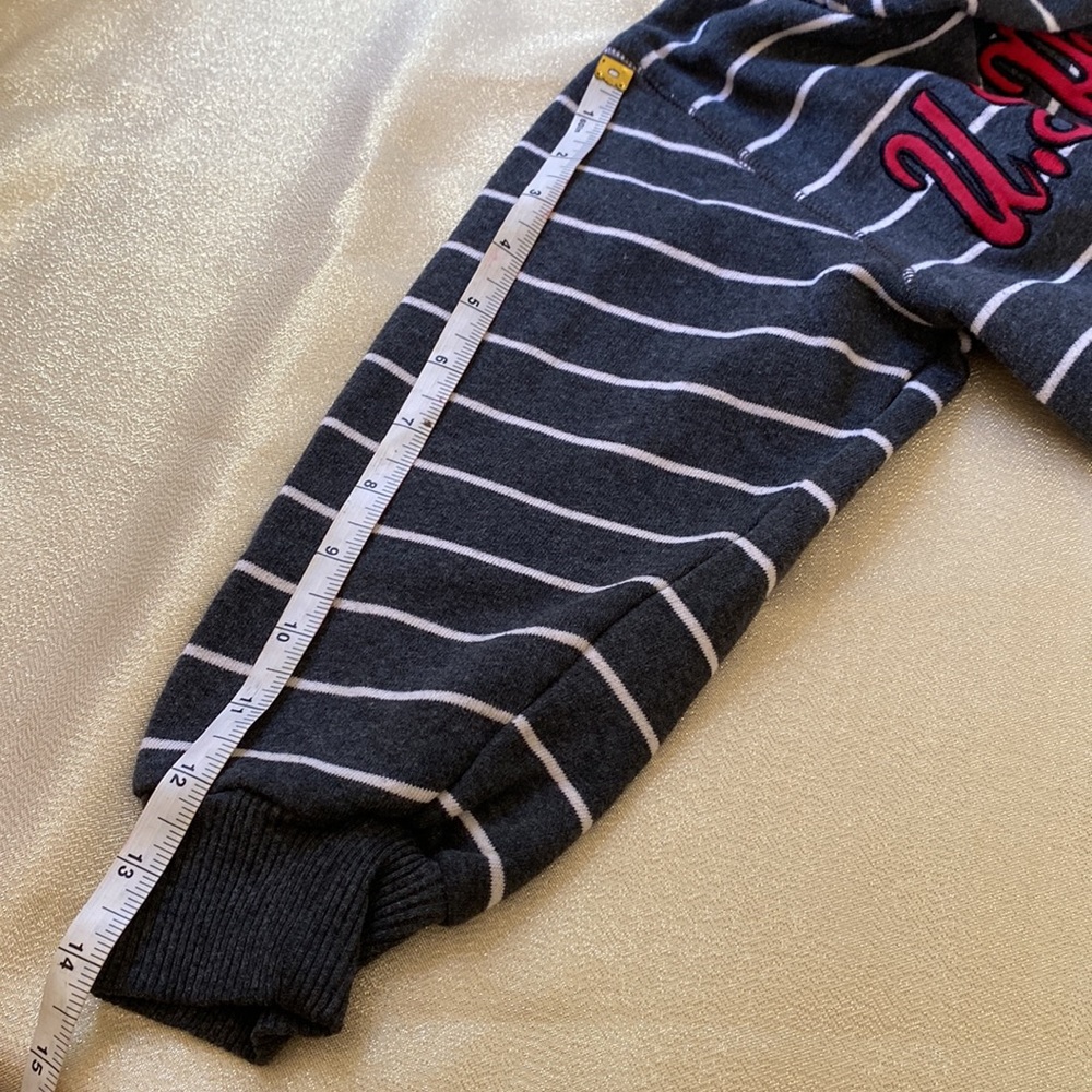 US Polo Assn boys size 7 half sleeve full zip sweater - Picture 3 of 3
